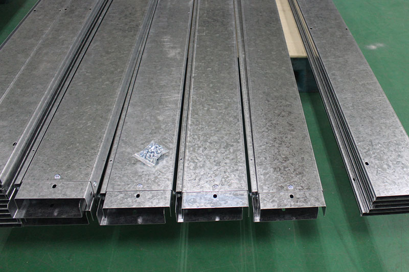 เหล็กรางพับ เหล็กรางพับ                                      Zinc Galvanized